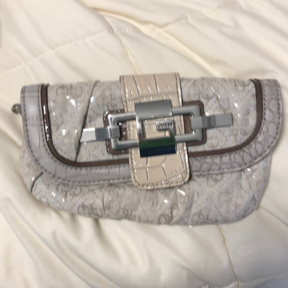 Guess wristlet
